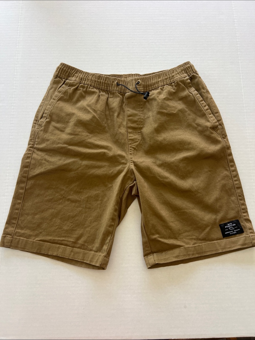 Tony Hawk Men's Elastic Waist Hybrid Shorts in Tan Size M